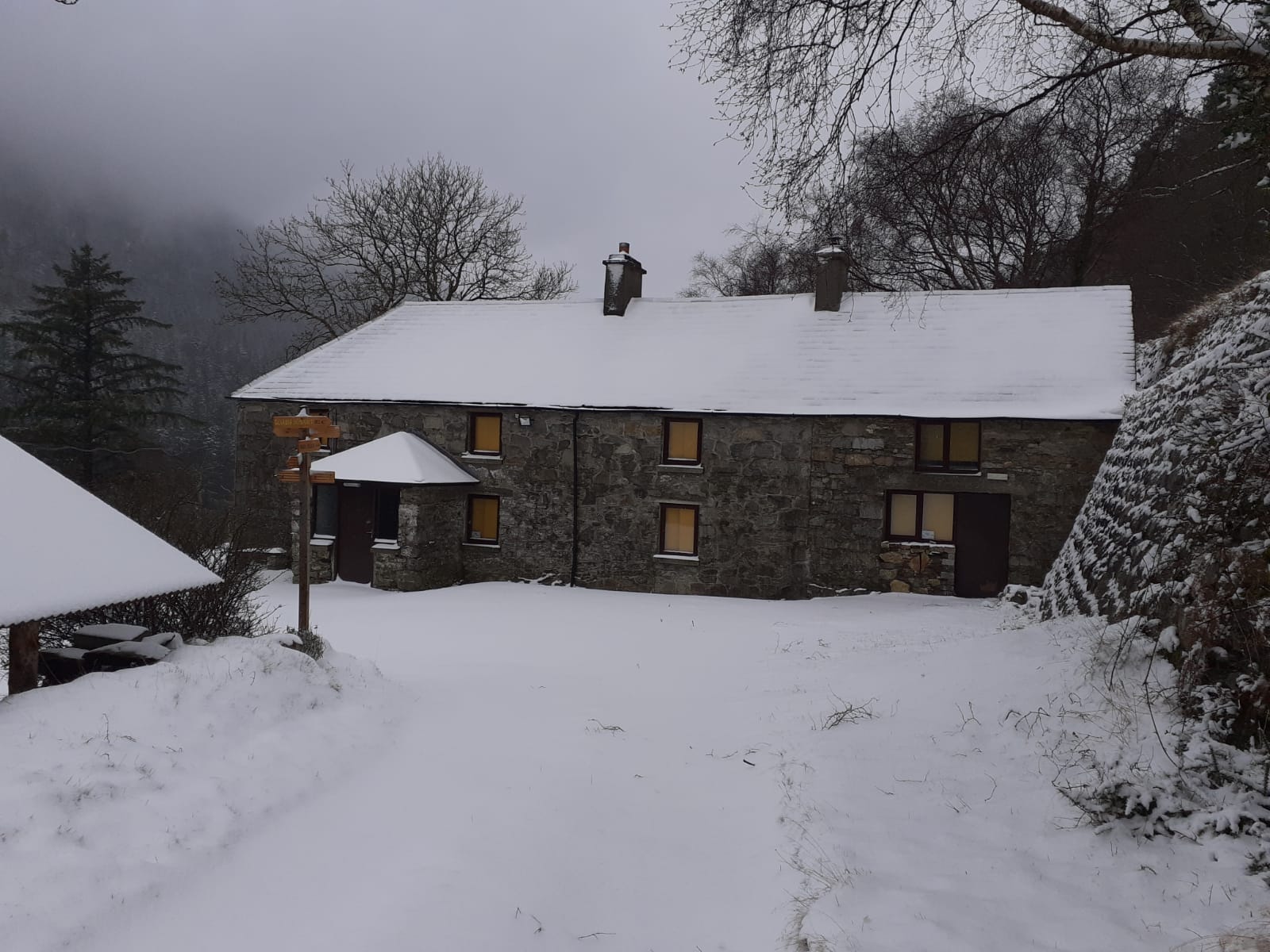 Reminder: Hut open for bookings